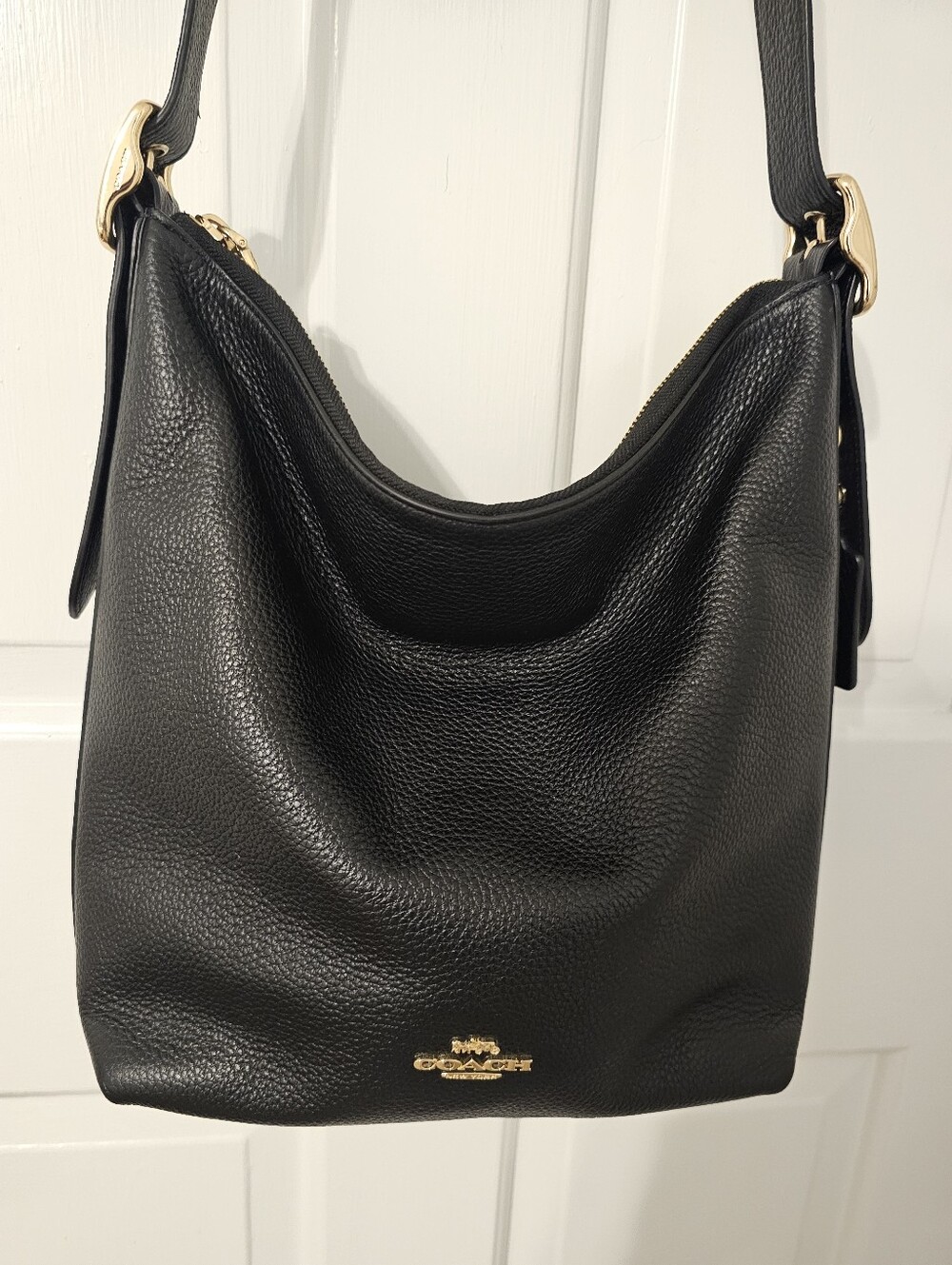 COACH LEATHER VAL